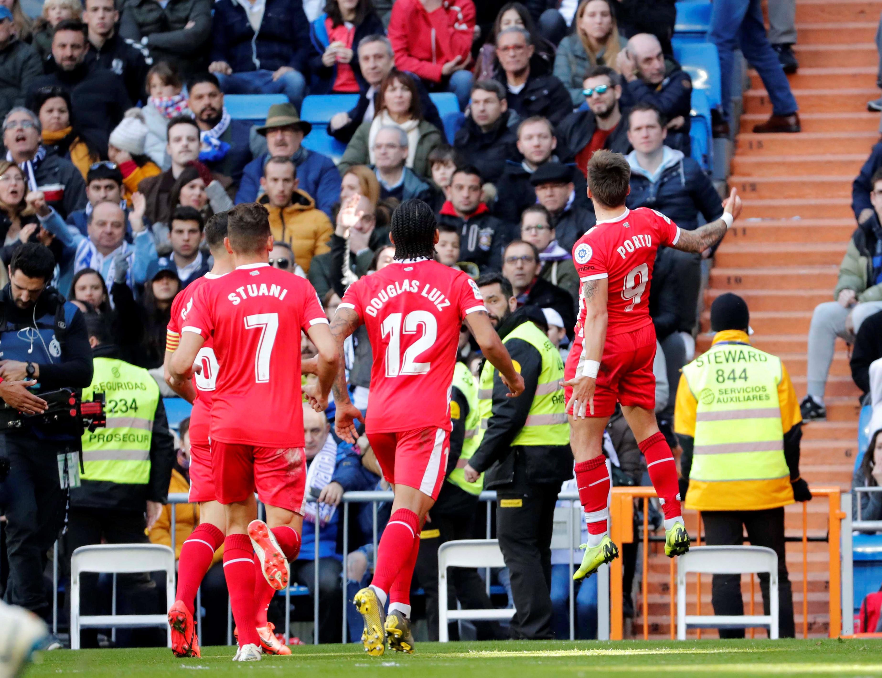 在中场的控 在中场的控